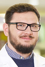Ciprian Ivanescu, Facharzt